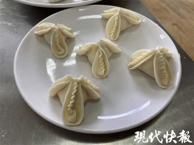 黄3.jpg
