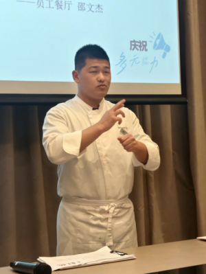 1764829919581789C18E.png 6.png